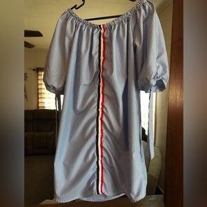 🔴 3/$15 NWOT Absolutely love it brand dress. Sz 2x